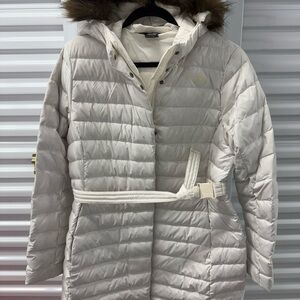 The NorthFace Women's White Puffer Parka Jacket with Fur Hood